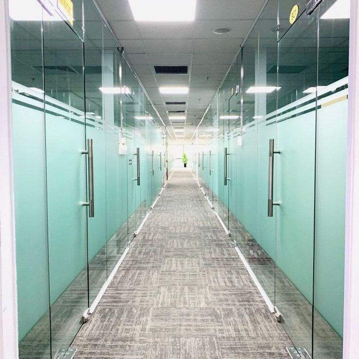 قواطع زجاجية للمكاتب3 قواطع زجاجية للمكاتب3